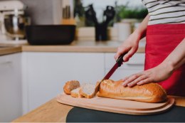 CHLEBAK POJEMNIK NA PIECZYWO Z DESKĄ BUKOWĄ SZARY